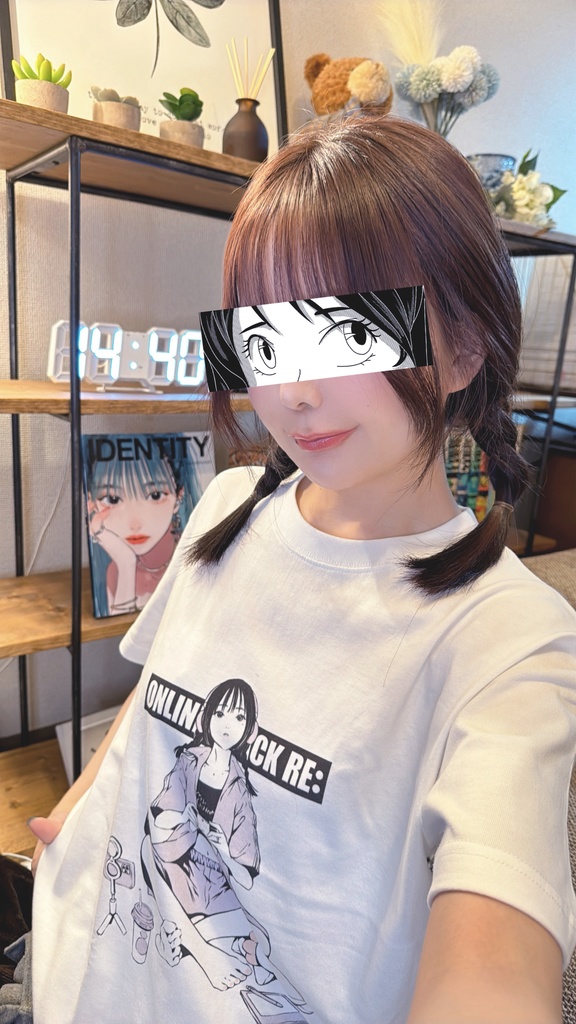 もっちゃんTシャツ(チェキ風ブロマイド2枚付き*手描きサイン有)