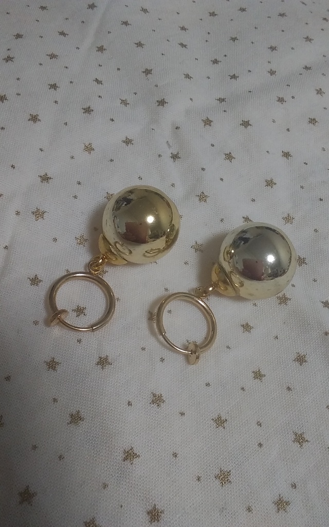 チョコラータ風のフェイクピアス☆