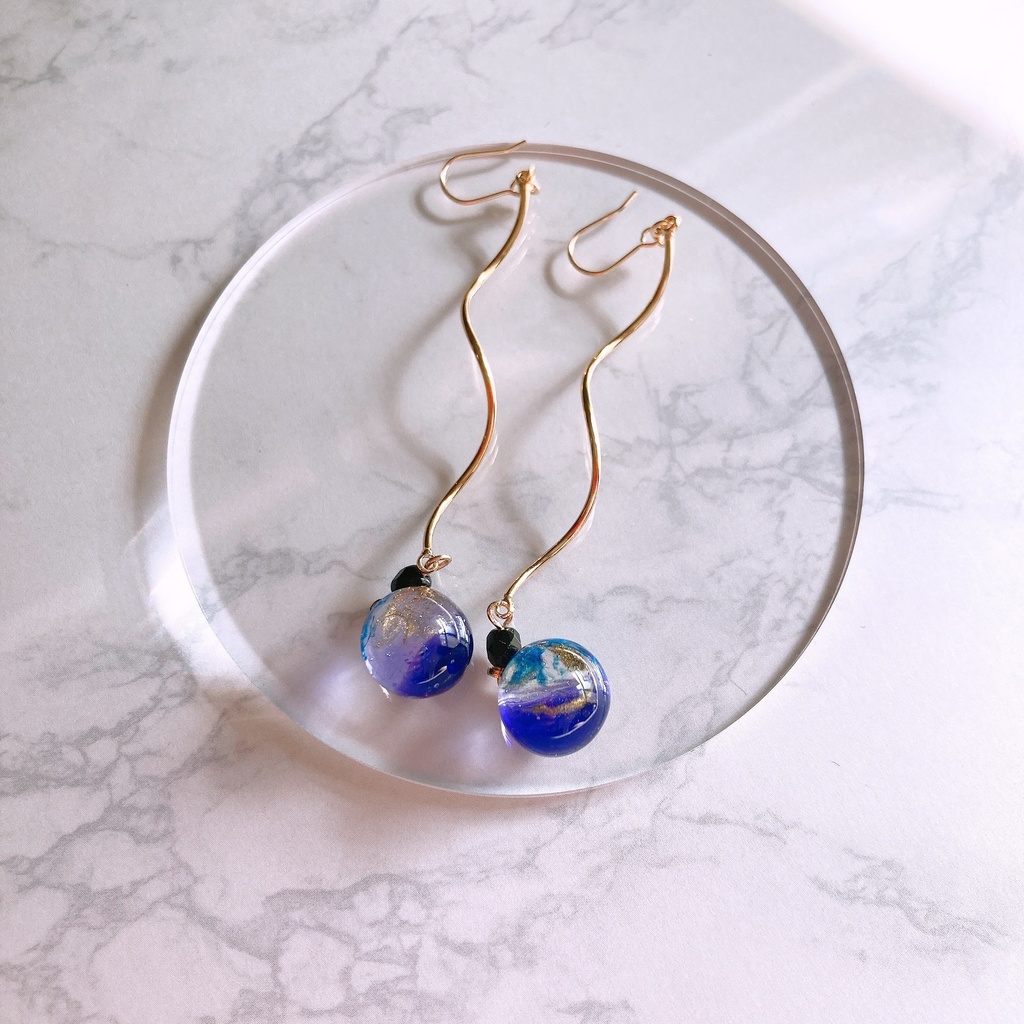 【生きてるピアス】惑星の心臓