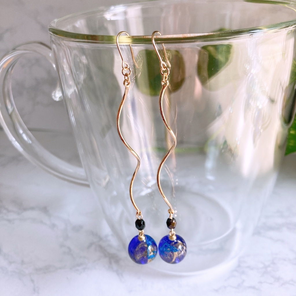 【生きてるピアス】惑星の心臓