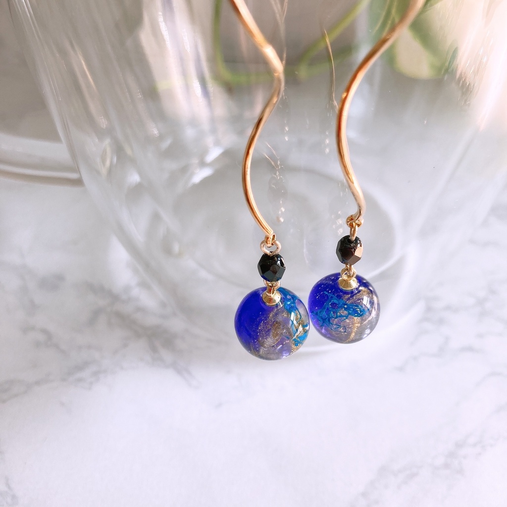 【生きてるピアス】惑星の心臓