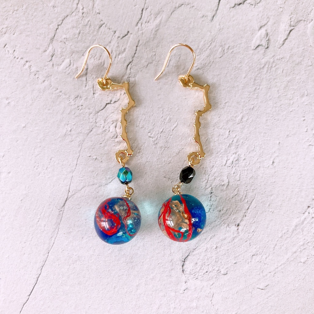 【生きてるピアス】赤の動脈