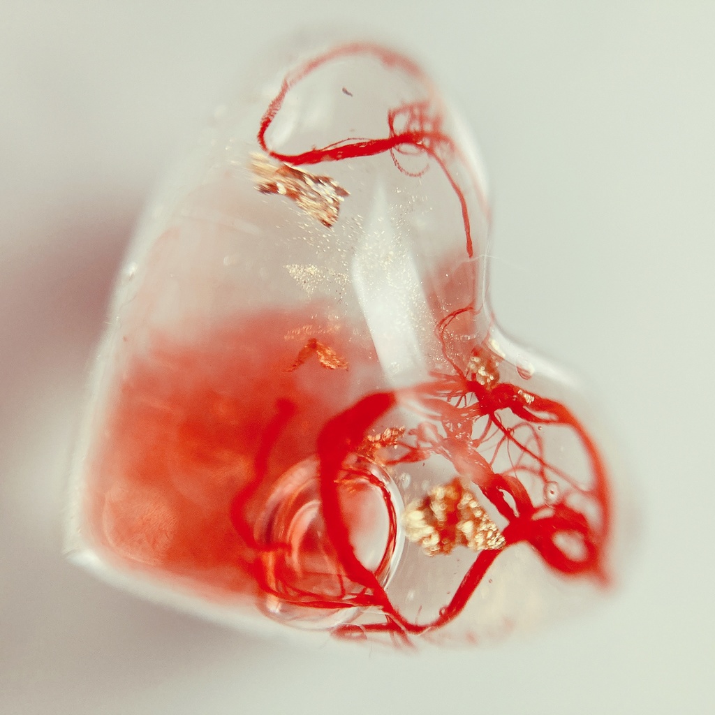 【生きてるピアス】愛の卵