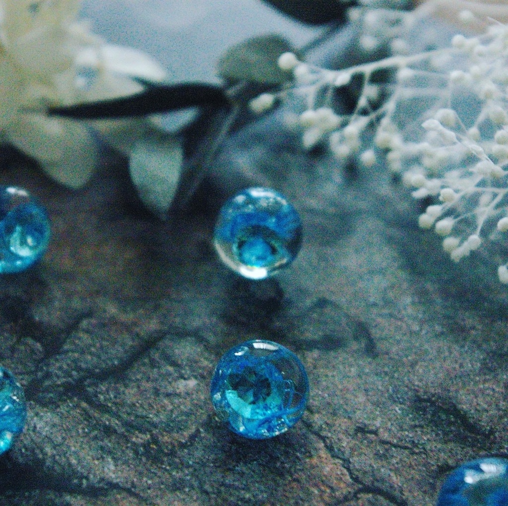 【六眼ピアス】五条先生モチーフ/六眼& 虚式茈