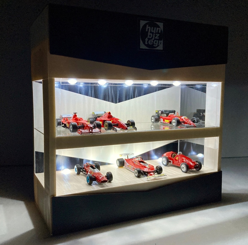 1/64展示10台可能・特殊WH&BK・2層式ディスプレーBOX /ネオジオラマ