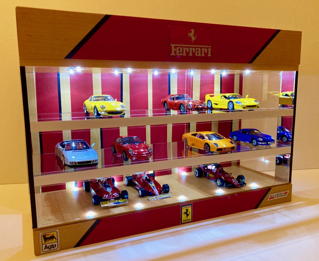 1/43展示21台可能・メープル&RED・3層式ディスプレーBOX / 白色LED照明・スタイリッシュジオラマ・京商、ミニチャンプスなどに