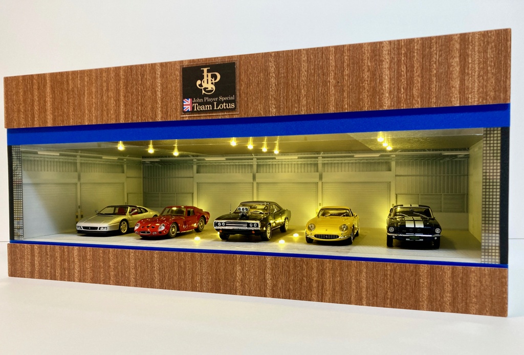 ネオガレージ・WOOD＆BL・ディスプレーBOX / LED照明20灯・スタイリッシュジオラマ・航空機、ミニカーに