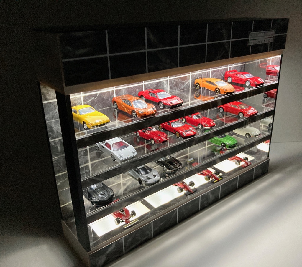 1/64展示40台可・黒大理石・4層式ディスプレーBOX /白色 LED照明内蔵・スタイリッシュジオラマ・トミカ、京商、ホットウィール等
