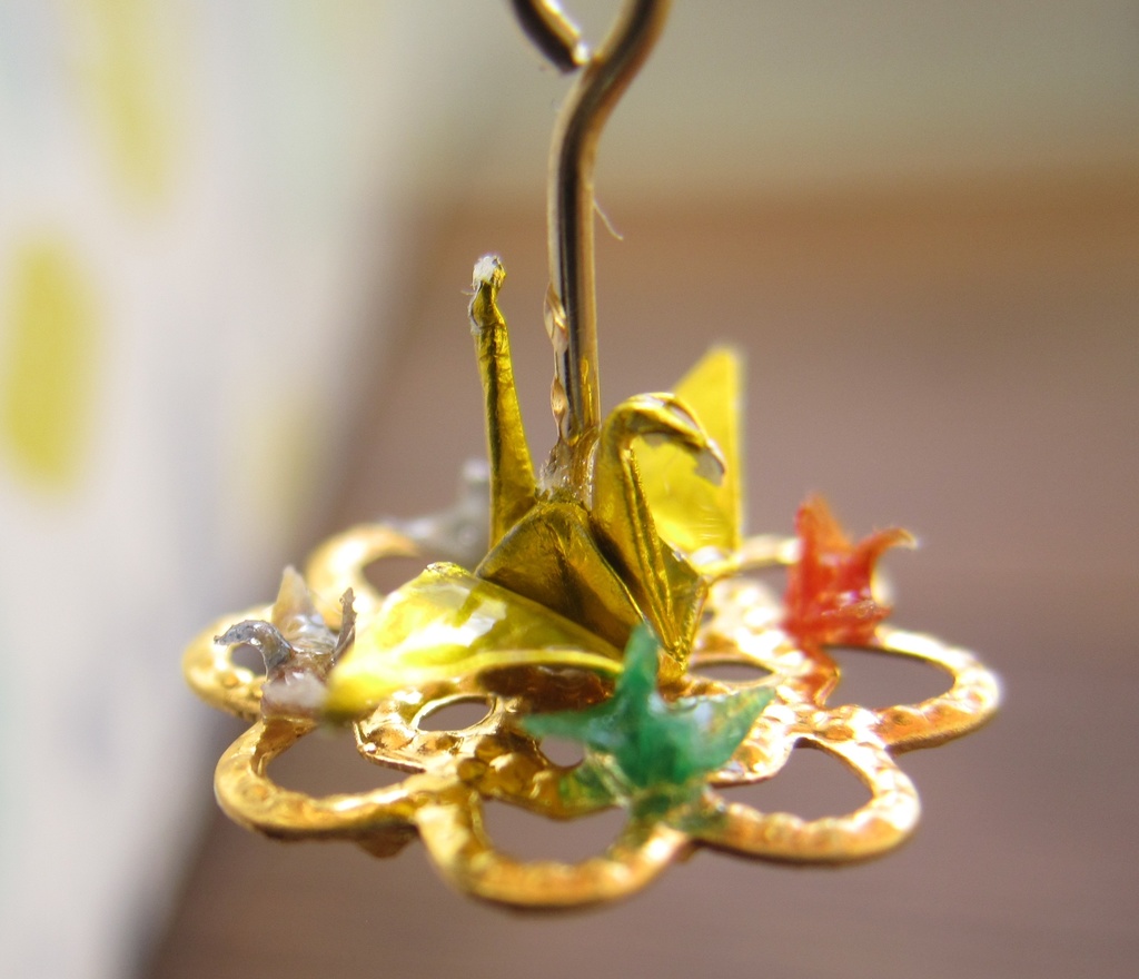 5羽の折り鶴のピアス