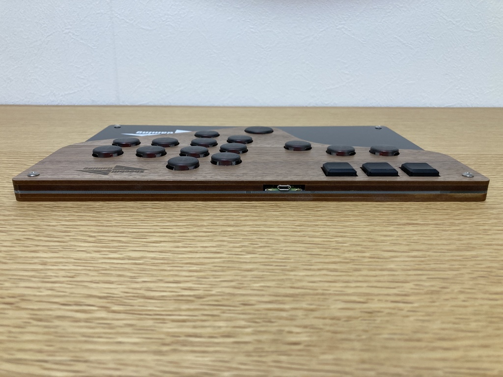 木製薄型レバーレスコントローラー「パレット」