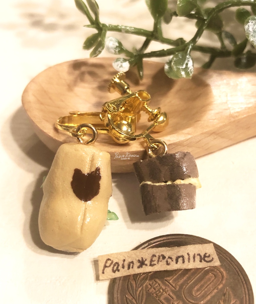 黒パンサンドイッチイヤリング