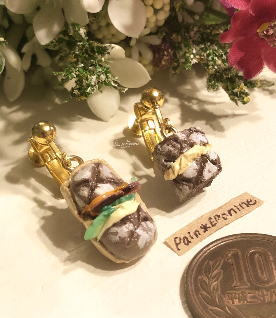 黒パンサンドイッチイヤリング