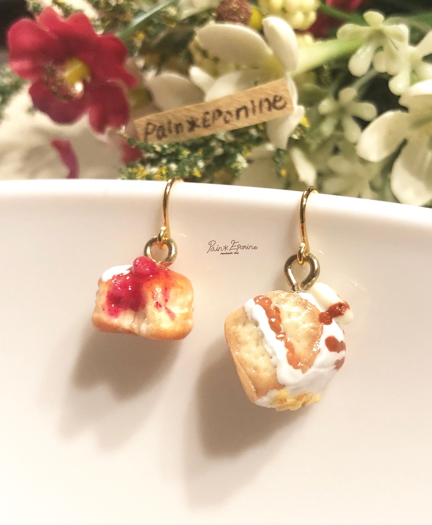 キャラメルバナナシフォンとスコーンのイヤリング