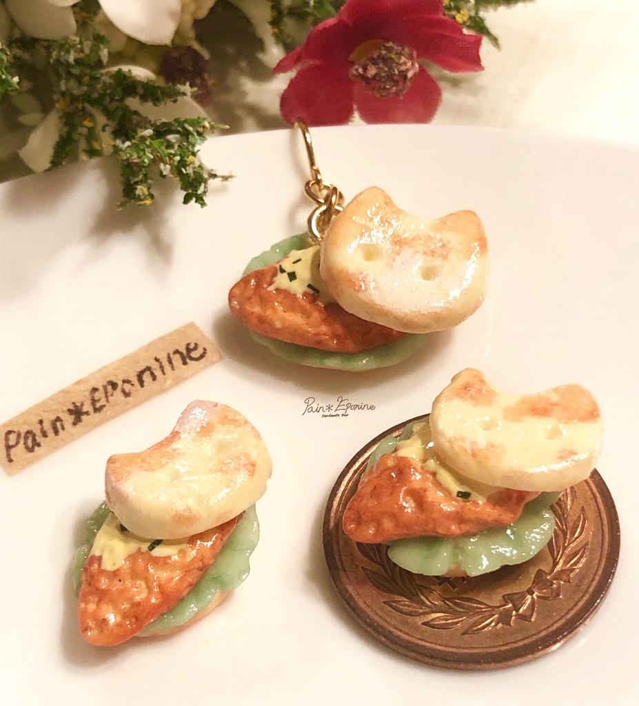 【片耳】にゃんこフォカッチャサンド(ハムエッグ)イヤリング