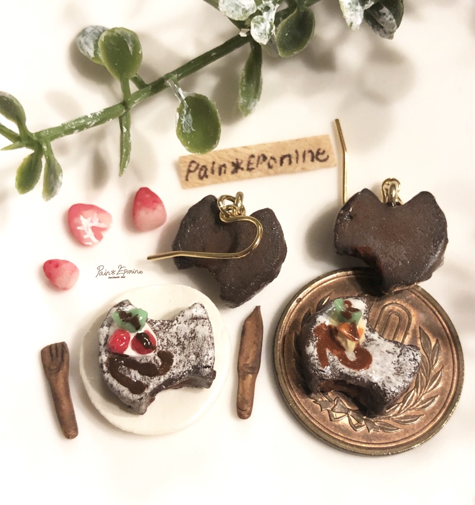 【片耳】にゃんこフォンダンショコラピアス