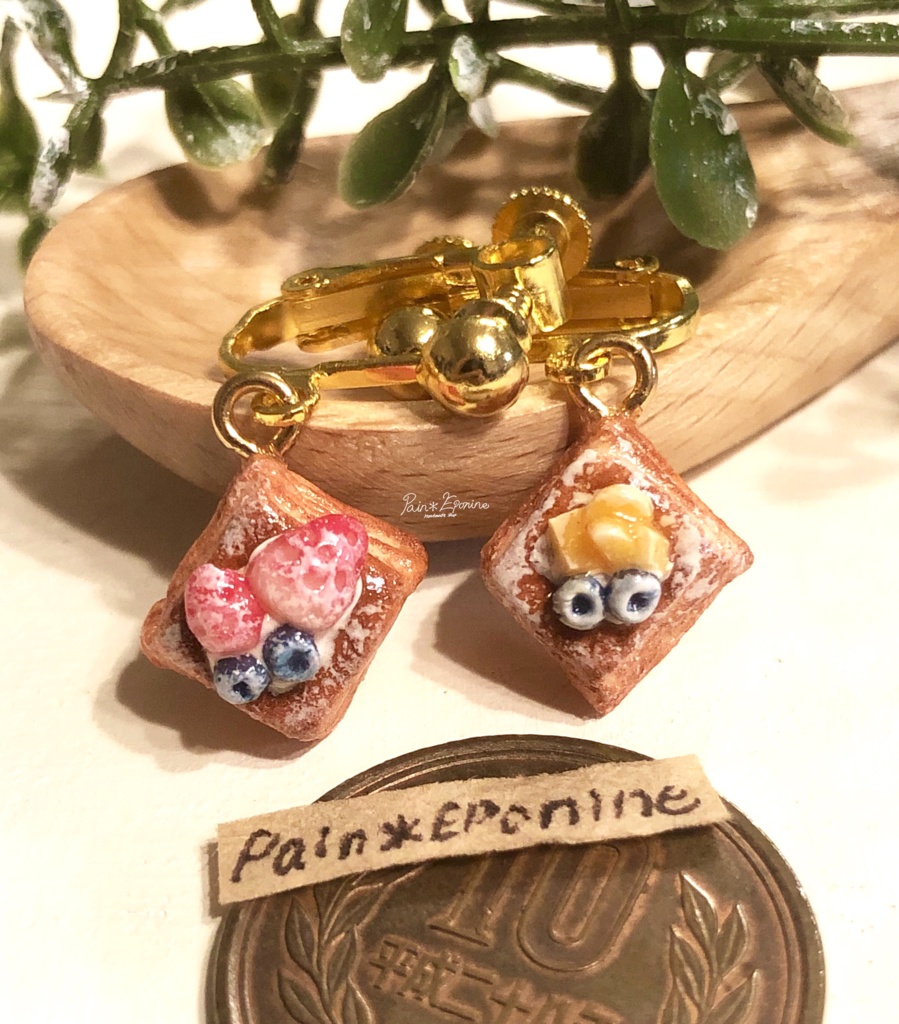 苺とマンゴーのひし形デニッシュイヤリング