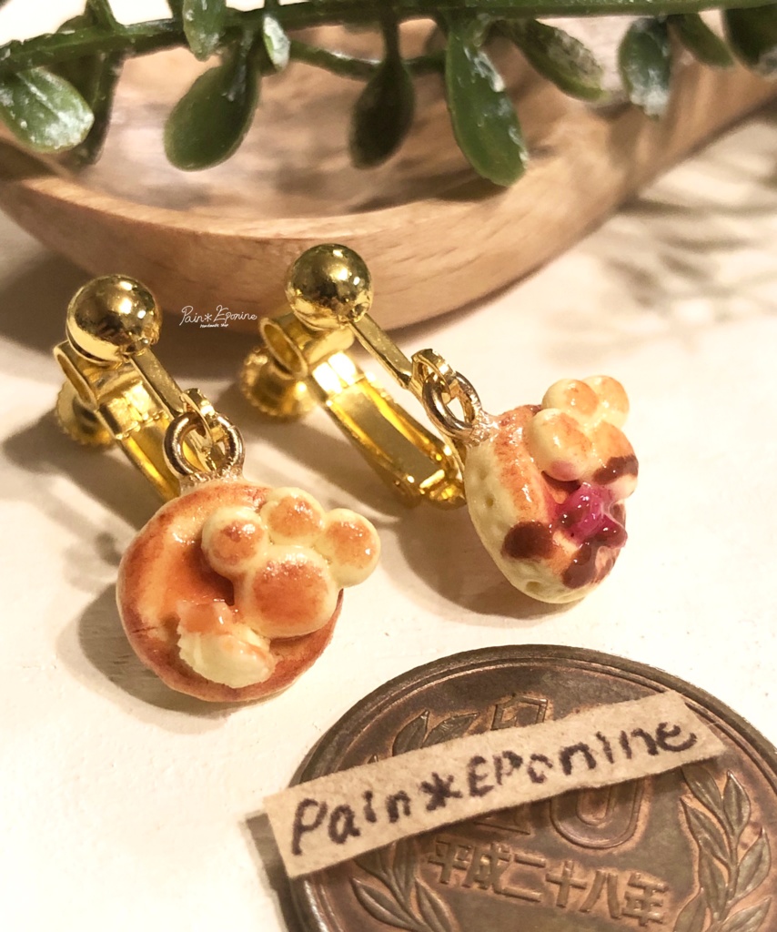 メープルとベリーの肉球パンケーキイヤリング