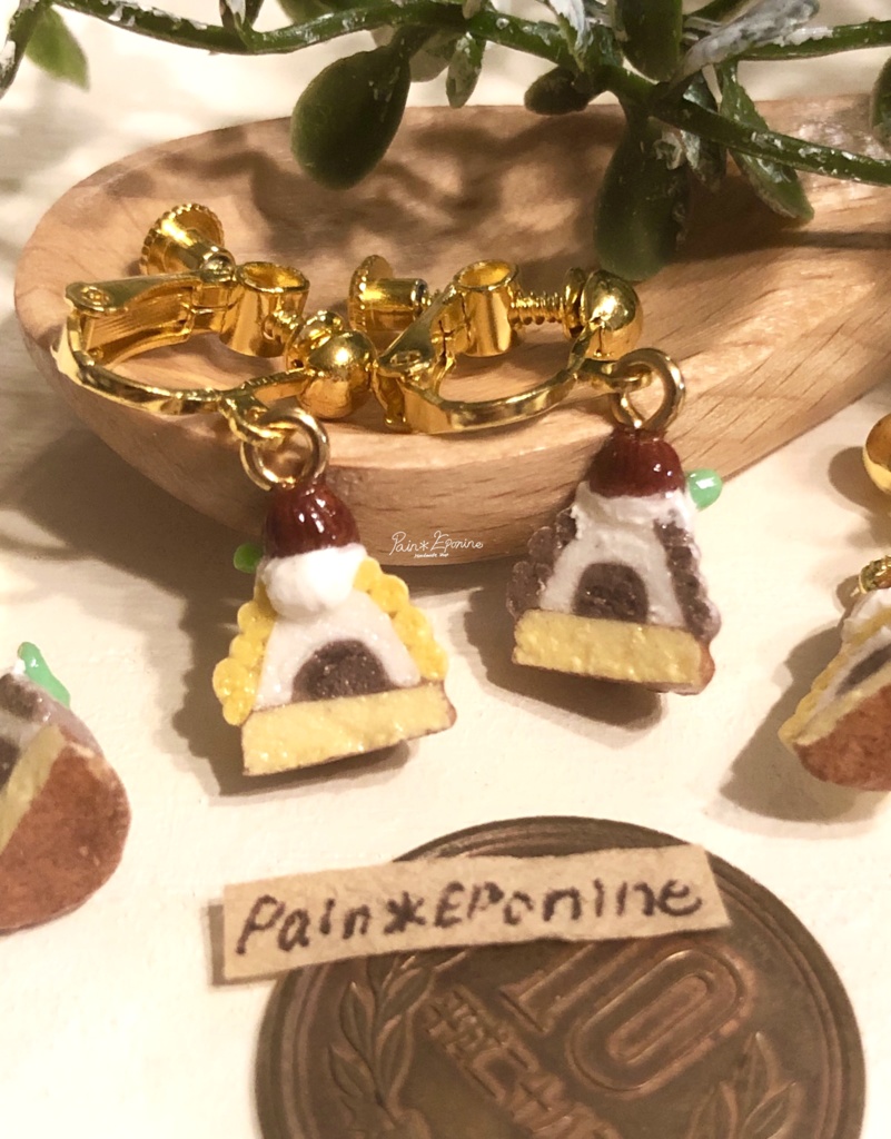 ハーフサイズモンブランイヤリング:正面