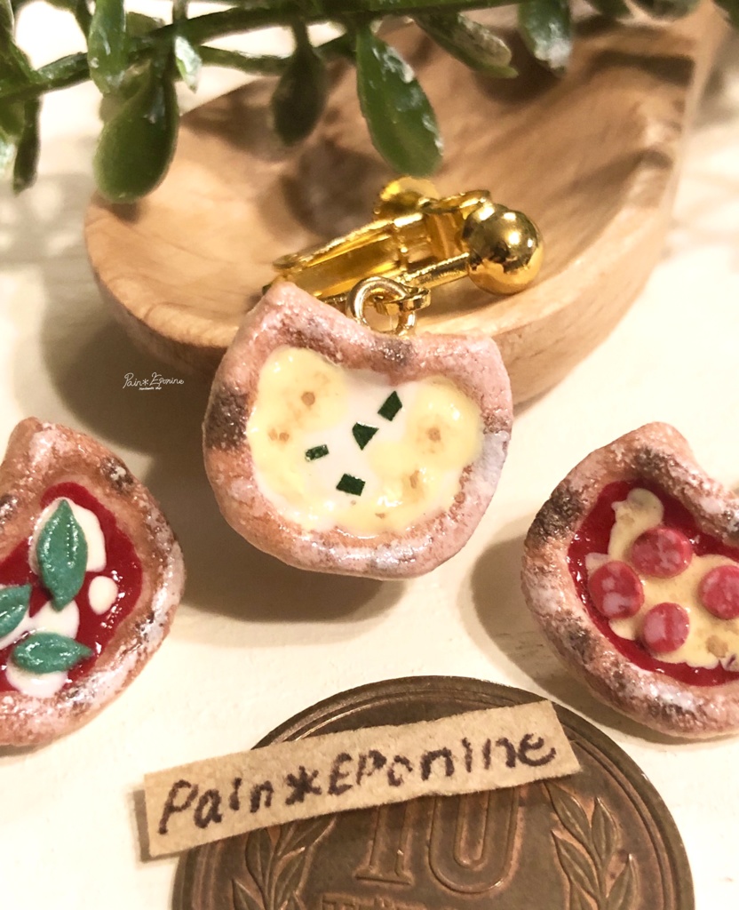 【片耳】にゃんこピザイヤリング:贅沢チーズ