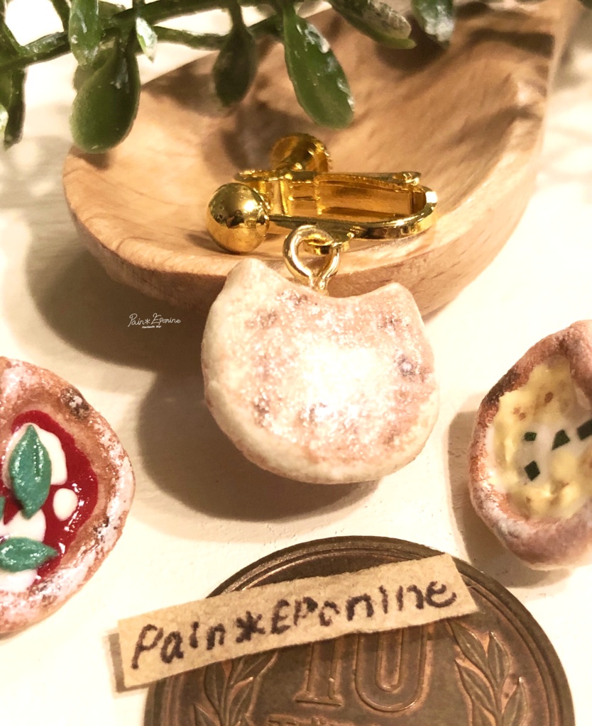 【片耳】にゃんこピザイヤリング:ペパロニ