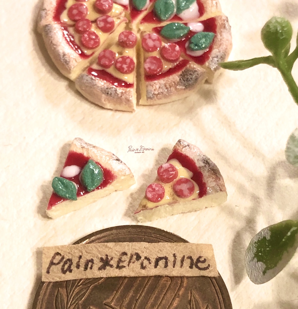 【ミニチュア】選べる2種のカットピザ