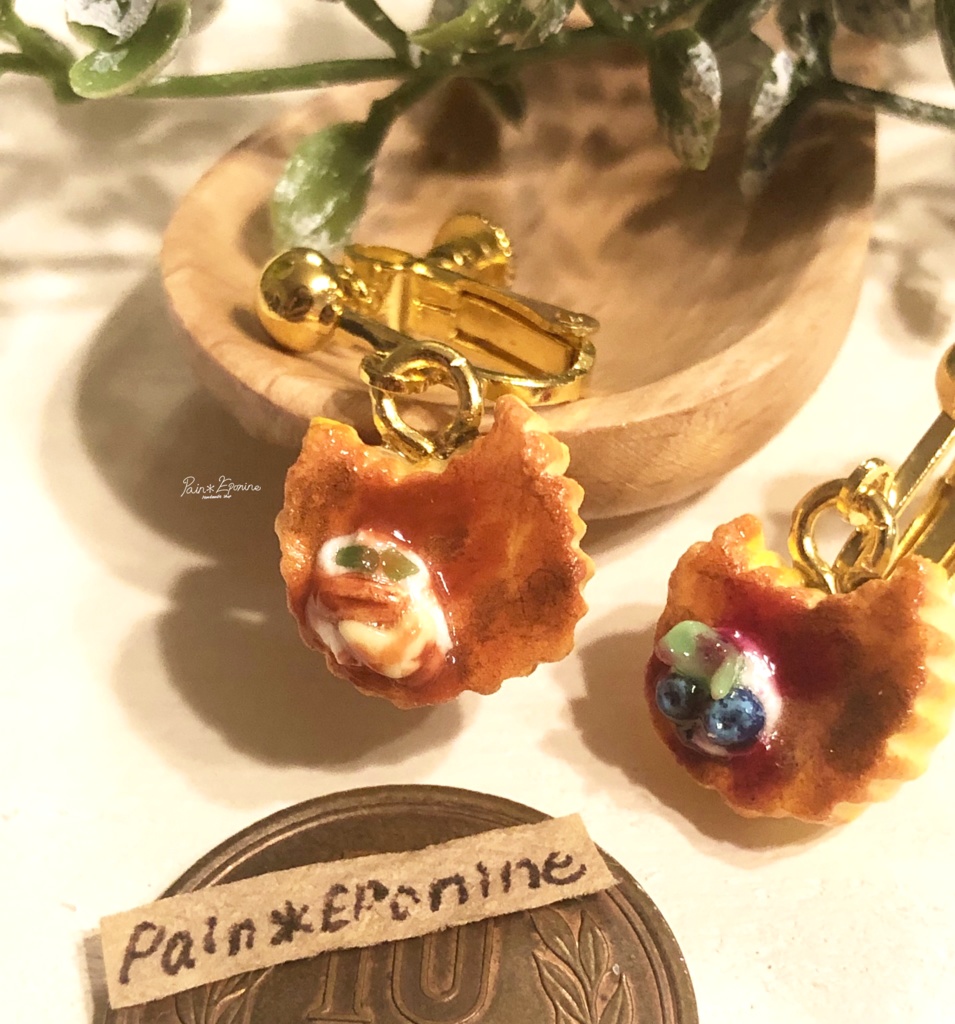 【片耳】にゃんこバスクチーズケーキイヤリング:キャラメルナッツ