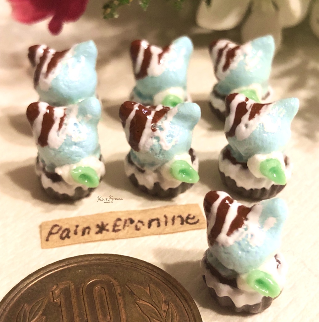 【片耳】にゃんこチョコミントアイスピアス