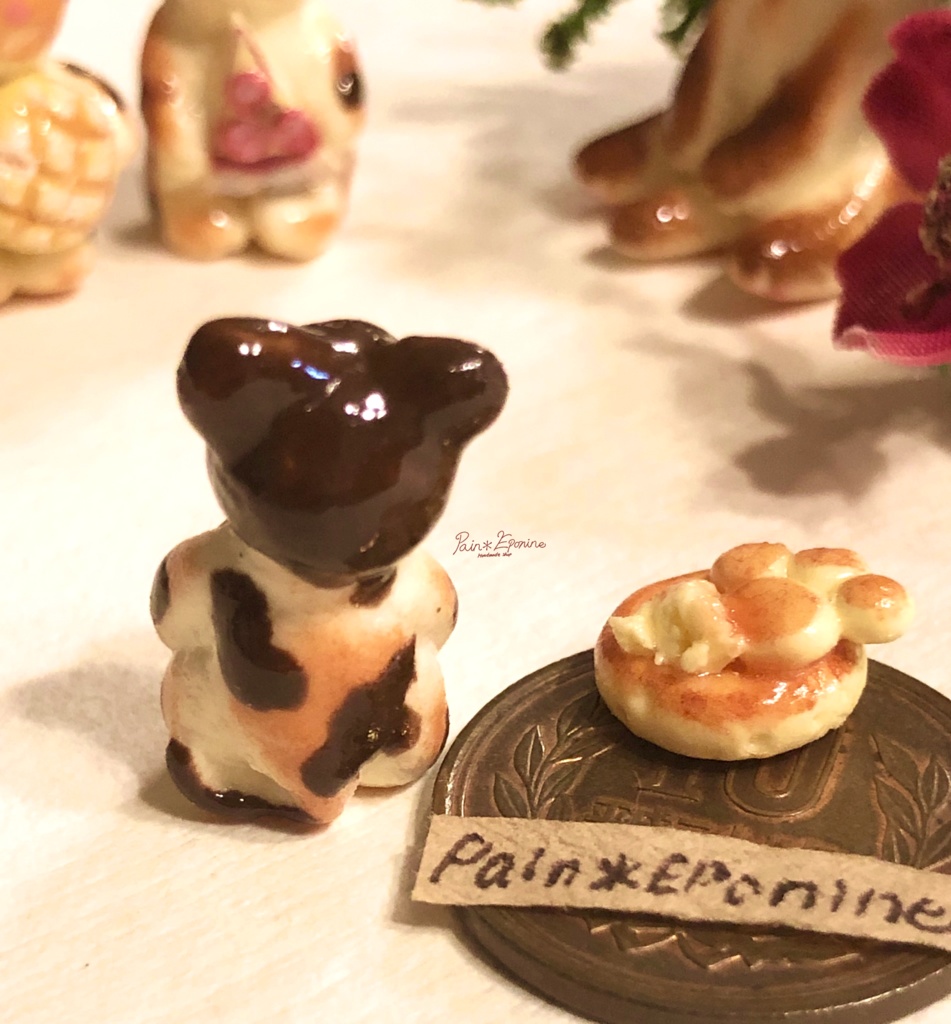 【*受注制作】食いしん坊な仔猫パン:ハチワレ(うずまきデニッシュ)