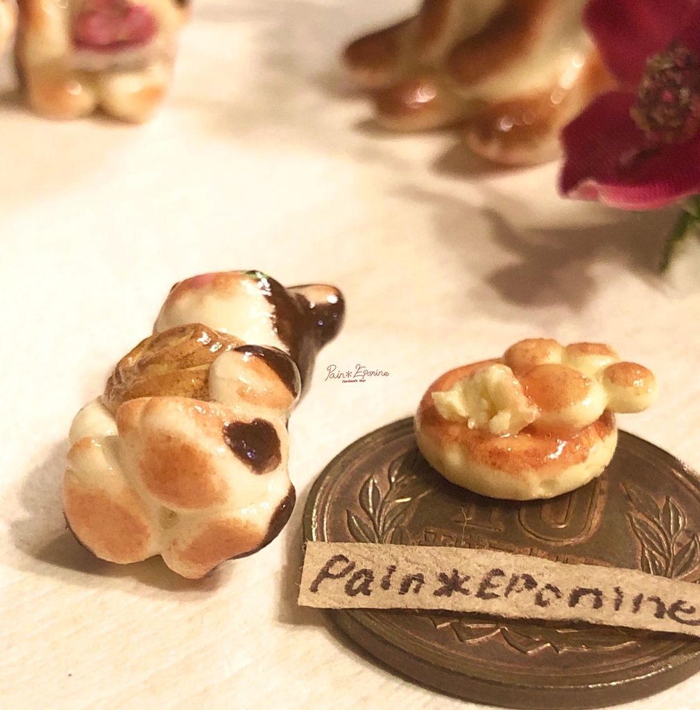 【*受注制作】食いしん坊な仔猫パン:ハチワレ(うずまきデニッシュ)