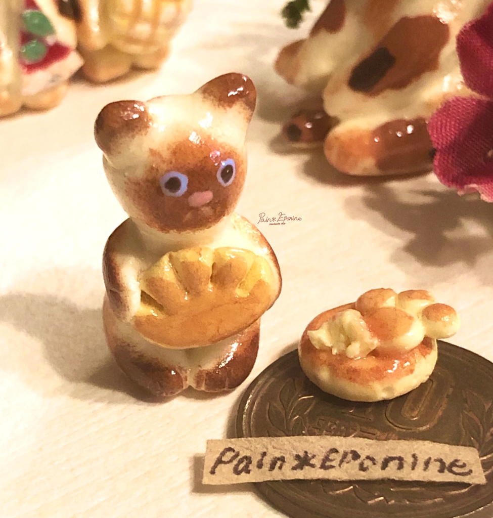 【*受注制作】食いしん坊な仔猫パン:シャム(クリームパン)