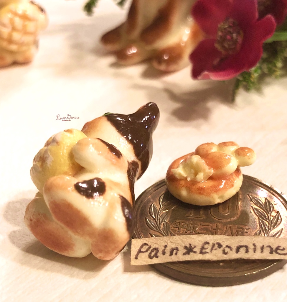 【*受注制作】食いしん坊な仔猫パン:ハチワレ(メロンパン)