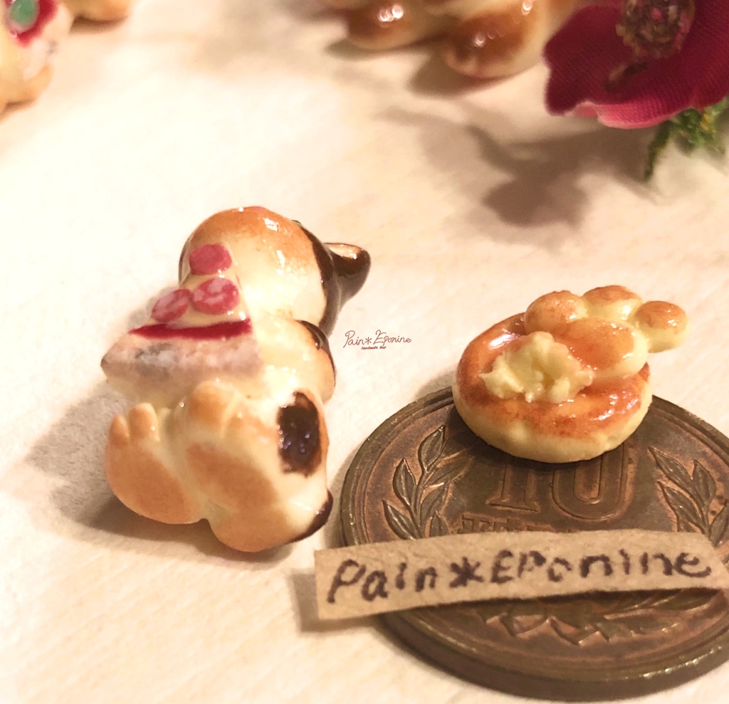 【*受注制作】食いしん坊な仔猫パン:ハチワレ(ペパロニピザ)