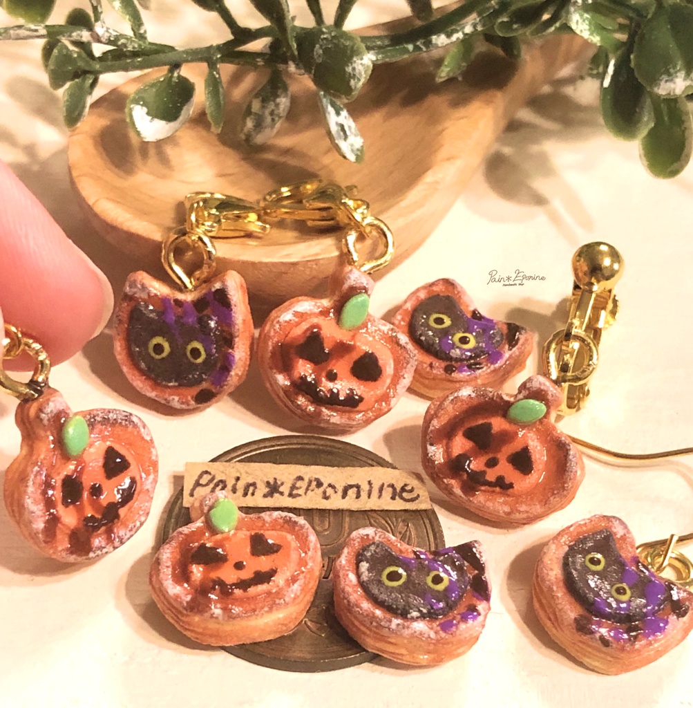 【片耳】ハロウィンデニッシュピアス