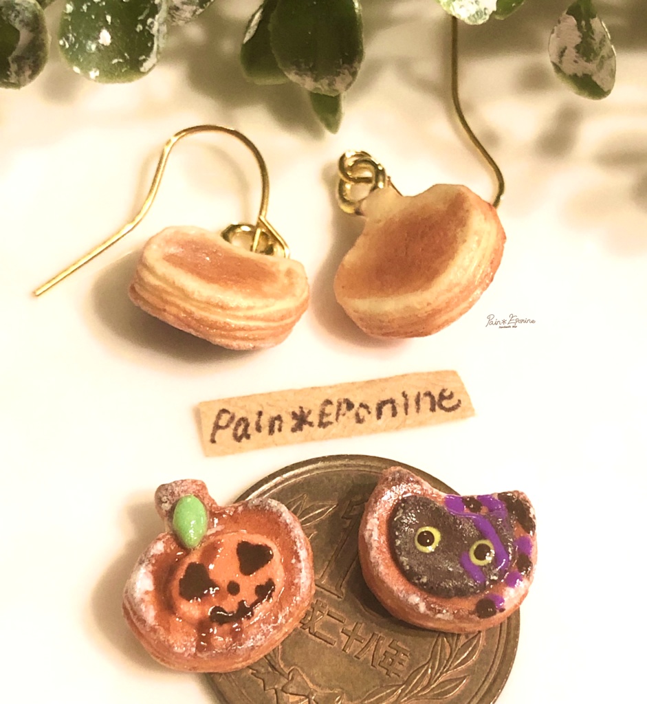 【片耳】ハロウィンデニッシュピアス