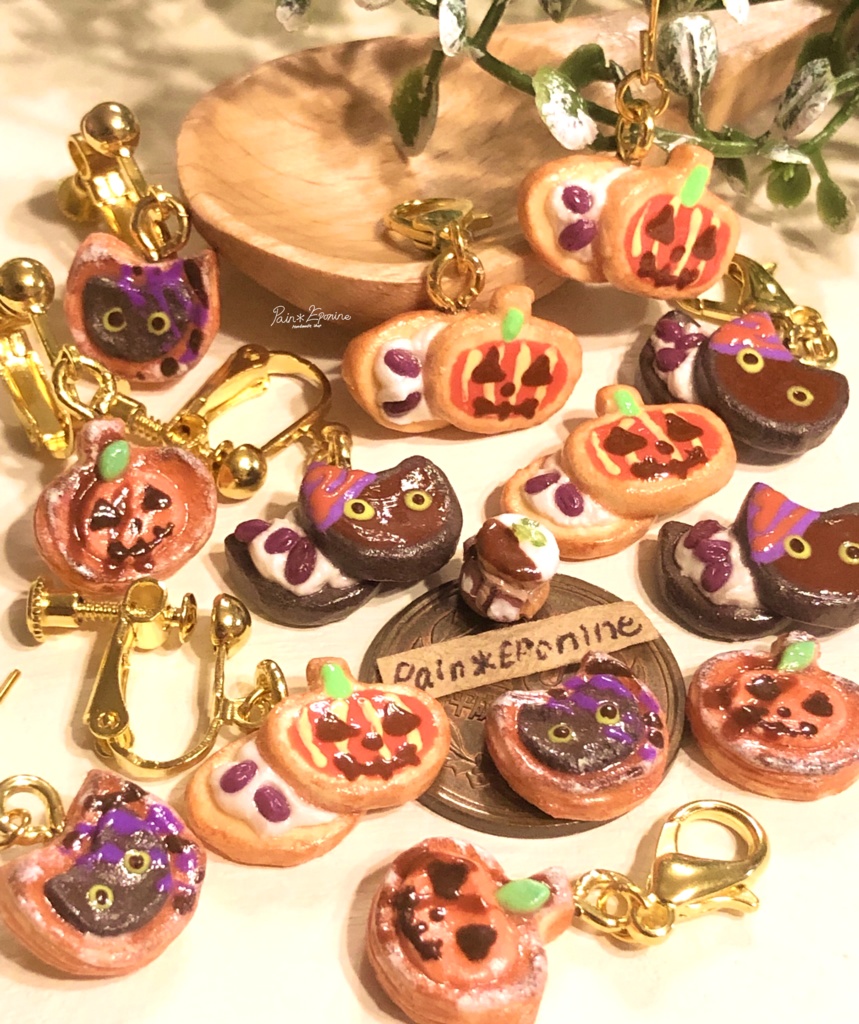 ハロウィンレーズンバターサンドチャーム:黒猫