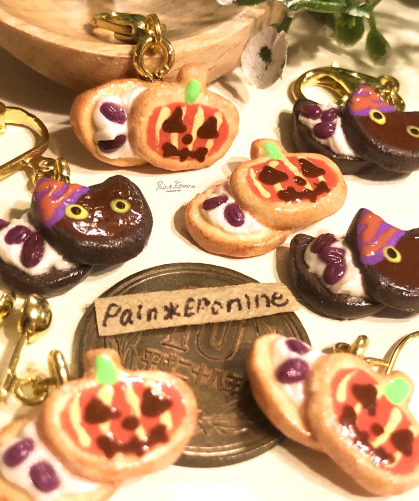 ハロウィンレーズンバターサンドチャーム:黒猫