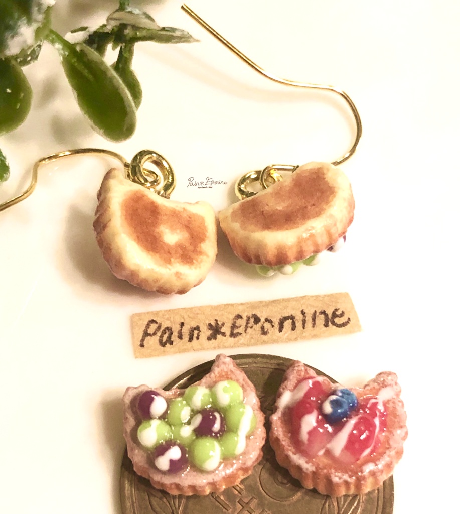 【片耳】にゃんこフルーツタルトピアス