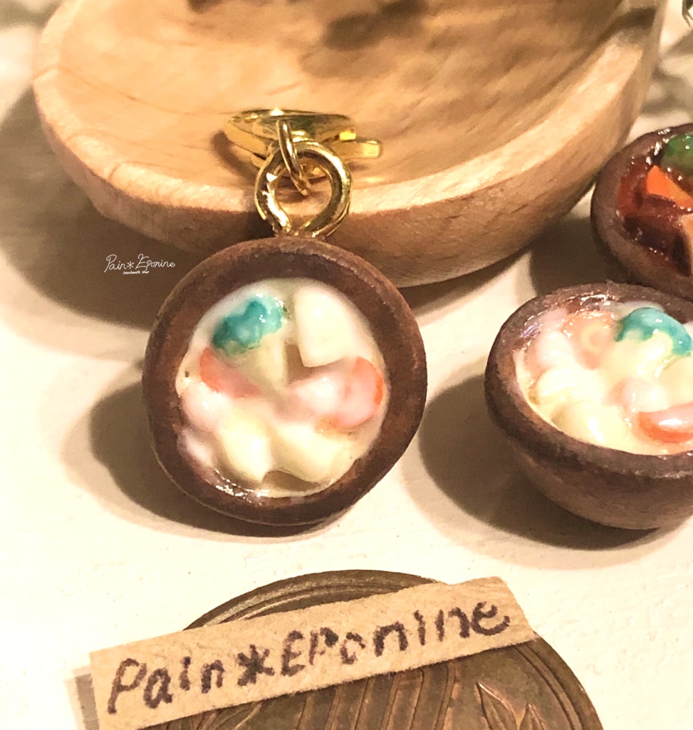 クリームシチューチャーム