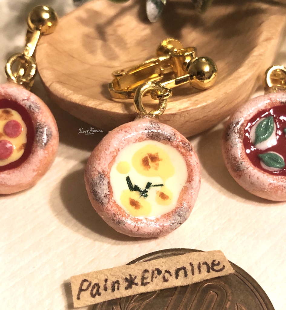 【片耳】ホールピザイヤリング:贅沢チーズ