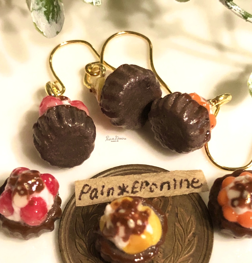 【片耳】ミニフルーツタルト(チョコ)ピアス