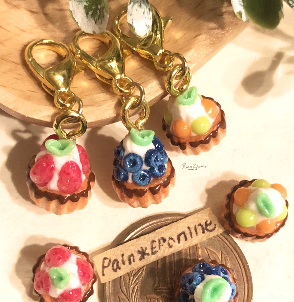 ミニフルーツタルト(プレーン)チャーム:ブルーベリー