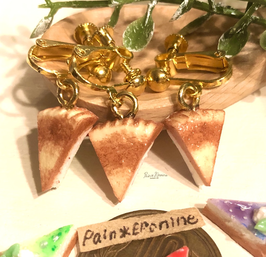 【片耳】ソーダみたいなレアチーズタルトイヤリング