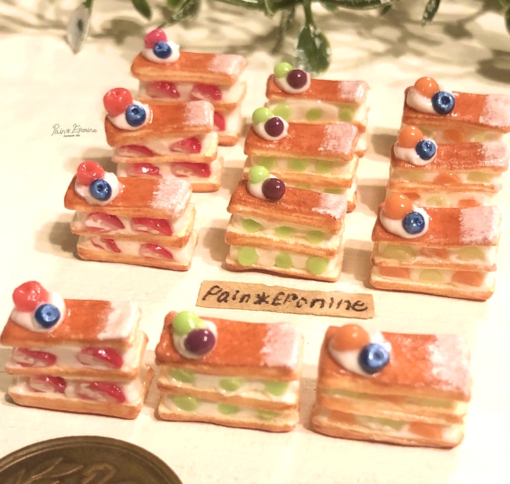【ミニチュア】フルーツたっぷりミルフィーユ