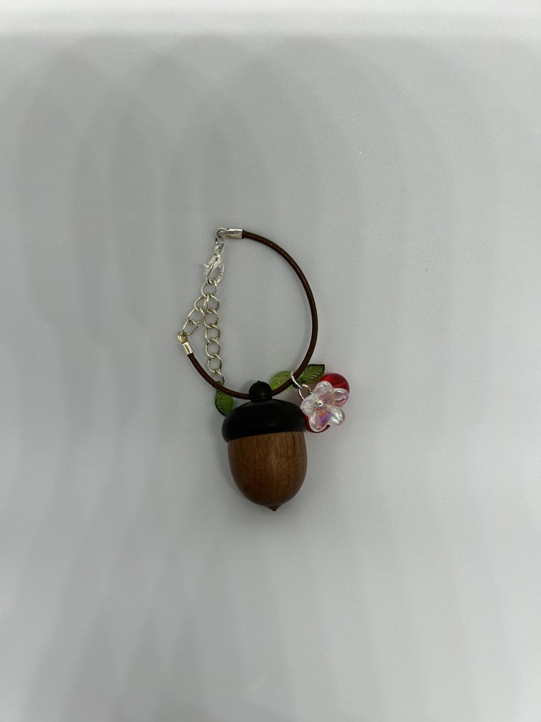 どんぐりポシェット