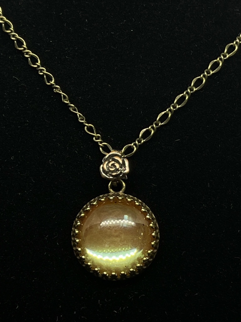 【Gallery】ヴィンテージサフィレットのネックレス〜rose〜