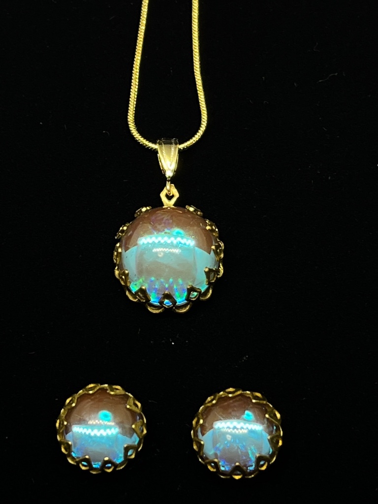 ヴィンテージサフィレットのネックレス〜rondo〜(Aurum)