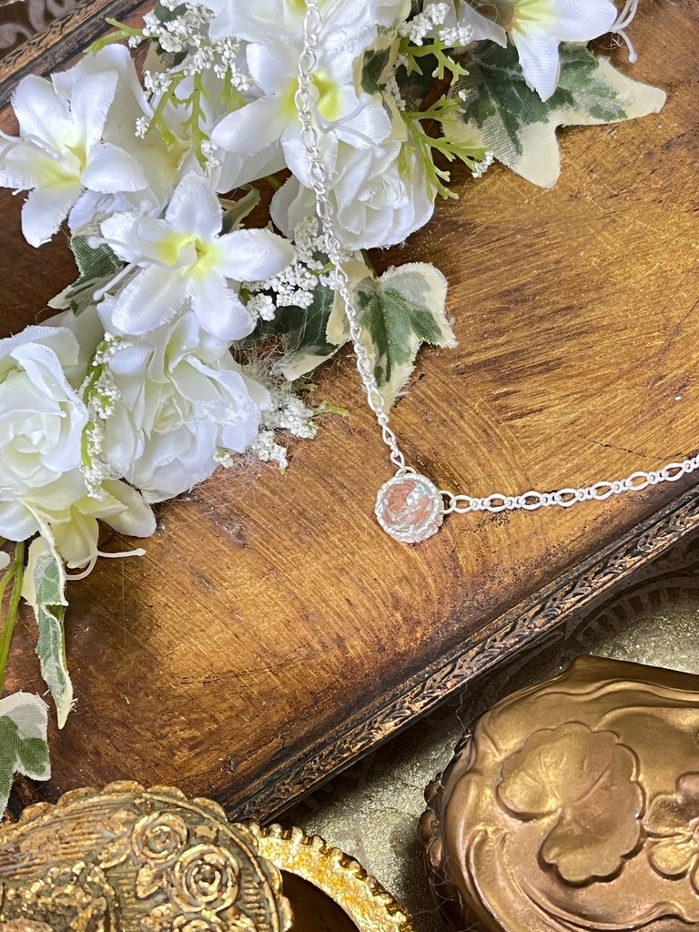 ヴィンテージサフィレットのネックレス〜graine〜(Blanc)