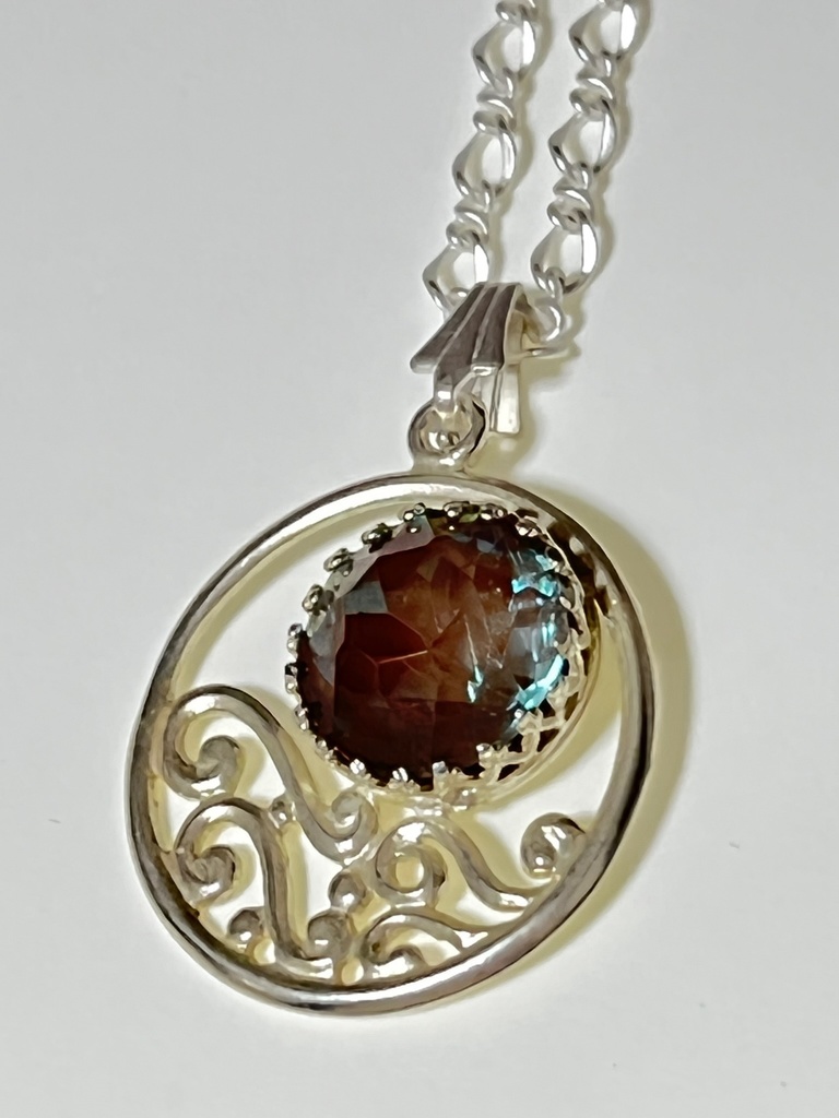 ヴィンテージサフィレットのネックレス〜Nereid〜