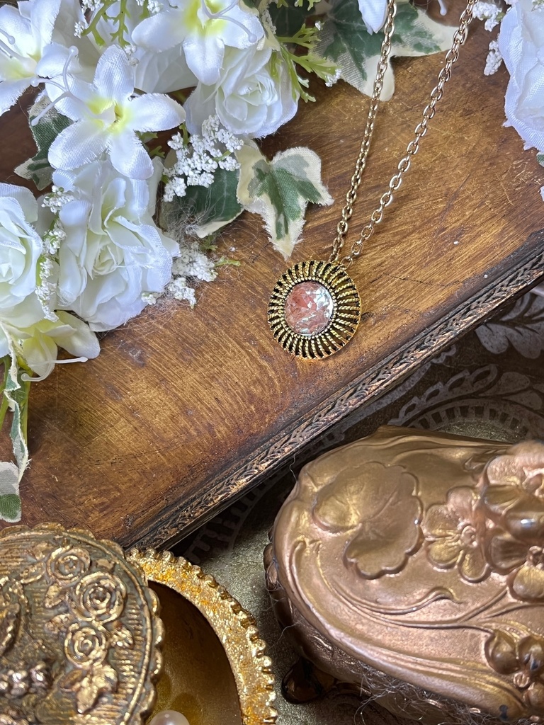 ヴィンテージサフィレットのネックレス〜Soleil〜