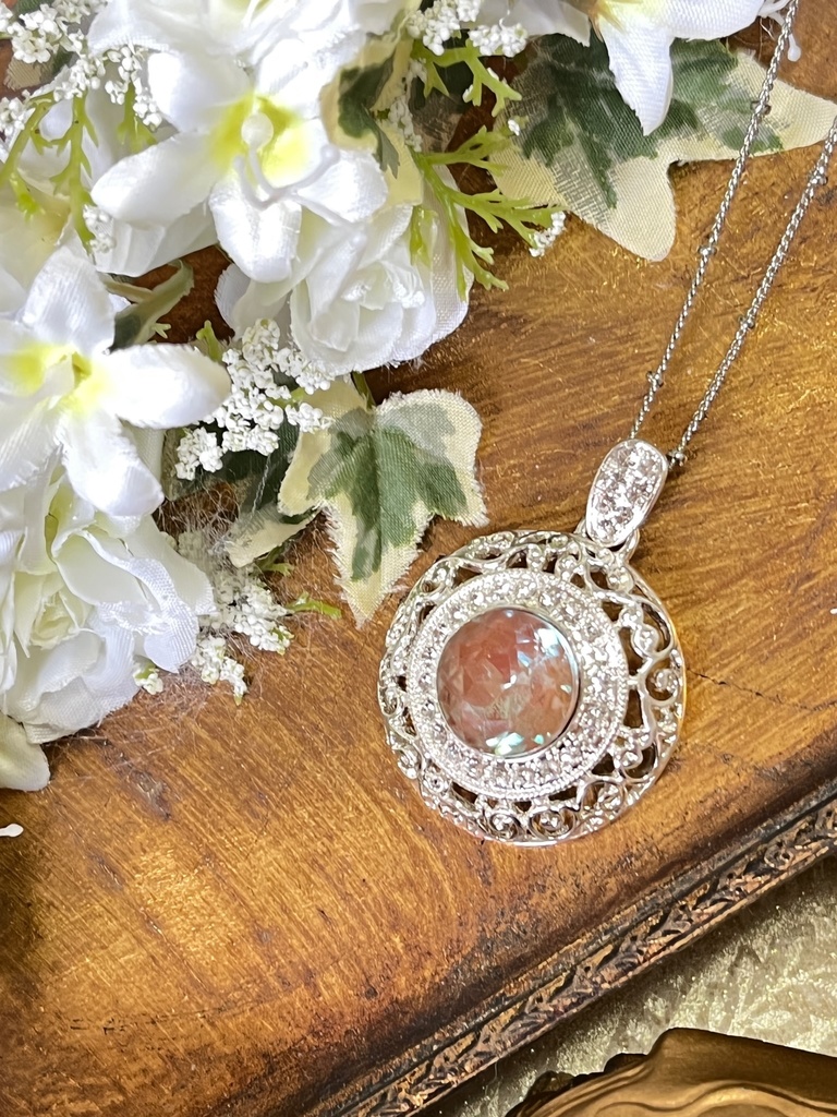 ヴィンテージサフィレットのネックレス〜Arabesque〜